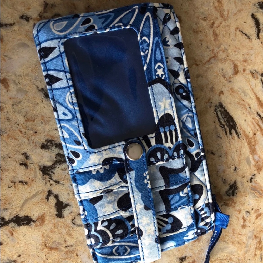 Vera bradley RFID Ultimate Card Case